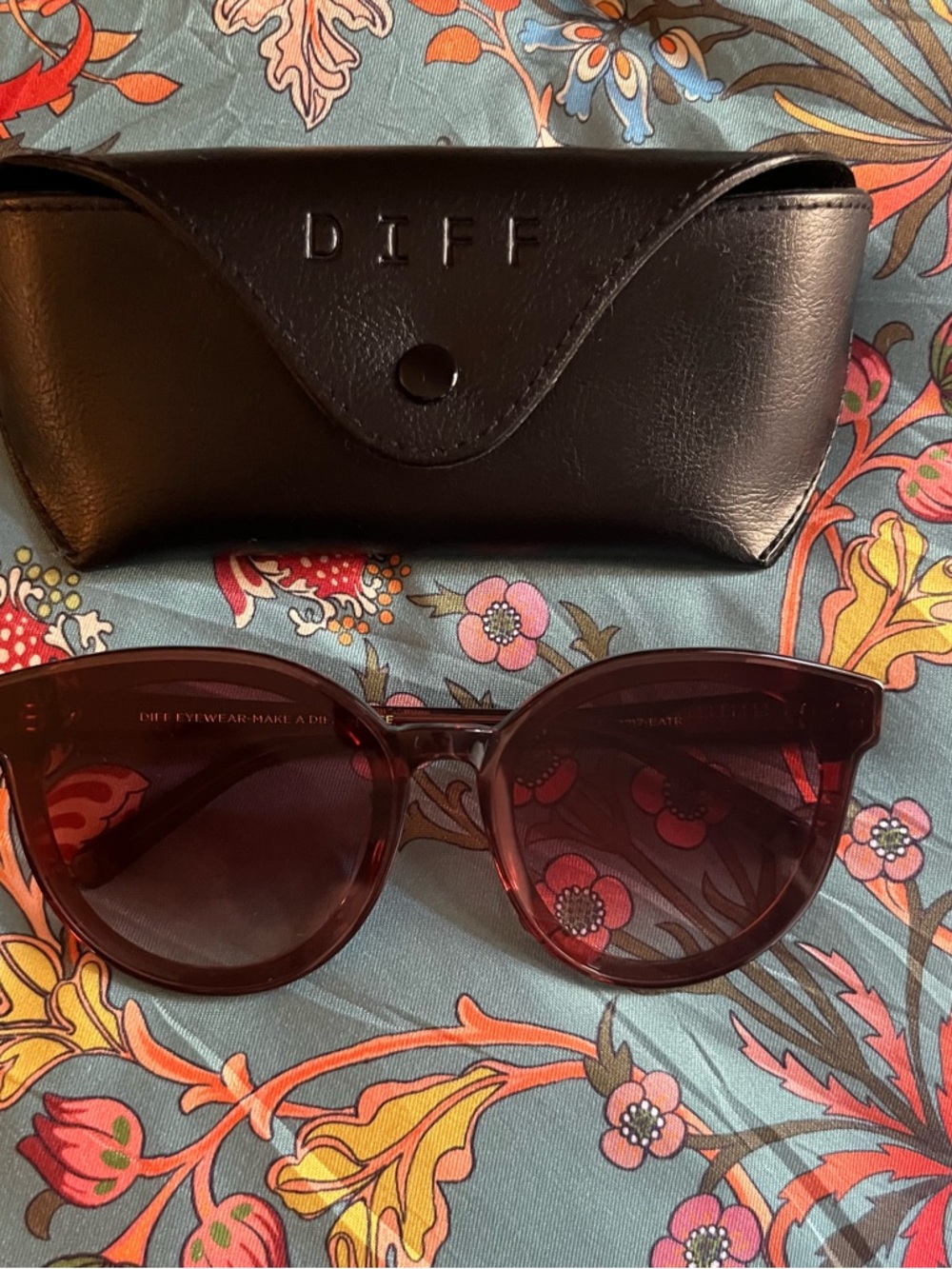 DIFF Eyewear Women’s light brownCat-Eye Sunglasses